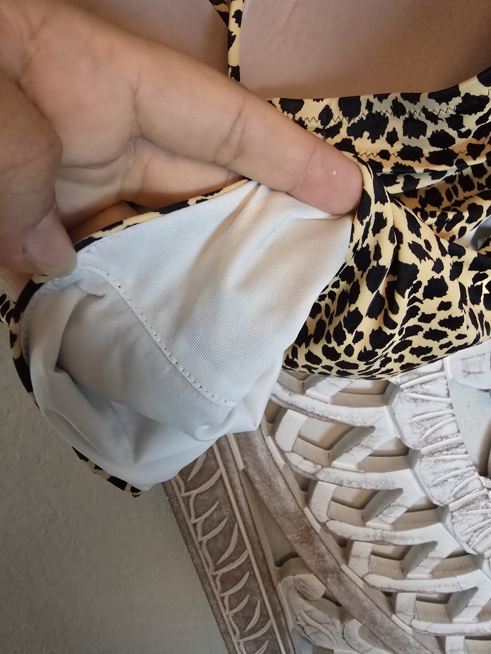 Victoria's Secret Women's Cheetah Leopard Print Gold Hardware Bikini Set - Picture 8 of 9